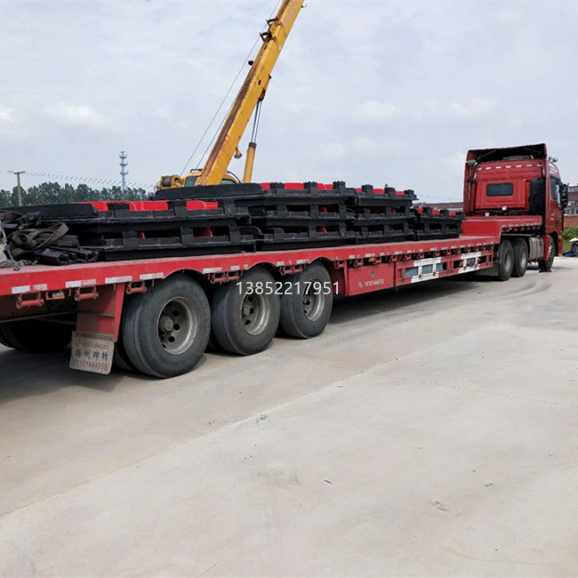 型號(hào)SFZ1600鑄鐵閘門(mén)(圖1) 1212131341.jpg